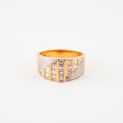 Yellow gold (750) ring set with a stepped...