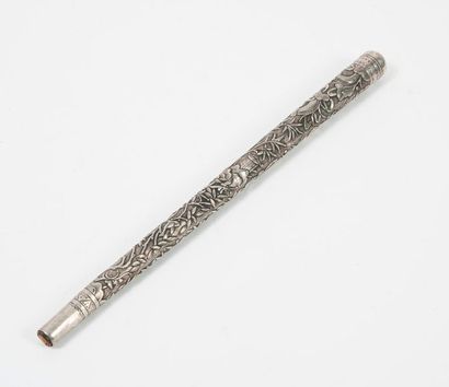 INDOCHINE, early 20th century Silver umbrella
handle...