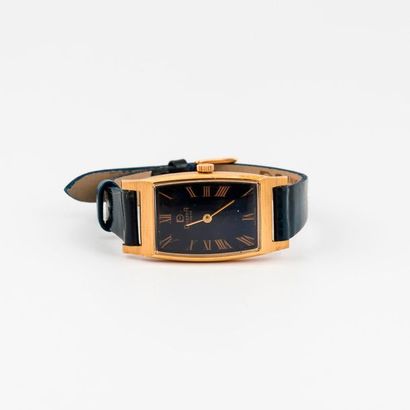DREFFA


Ladies' wristwatch. 

Rectangular...