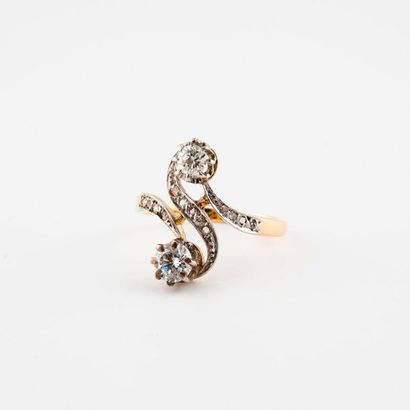 Toi et Moi ring in yellow gold (750), platinum...