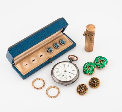 Small lot of costume jewellery including:...