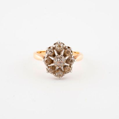 Yellow gold (750) and platinum (850) rosette...