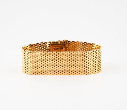 Ribbon bracelet in yellow gold (750) with...