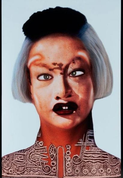 ORLAN (1947)


Refiguration / Self-Hybridization...