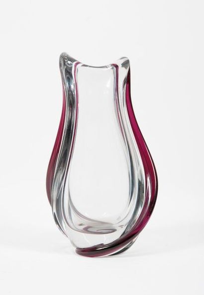 SAINT LOUIS


Free-form vase.

Moulded crystal...