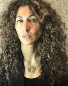 Two cuts at the Sarra Na studio, hairdresser...