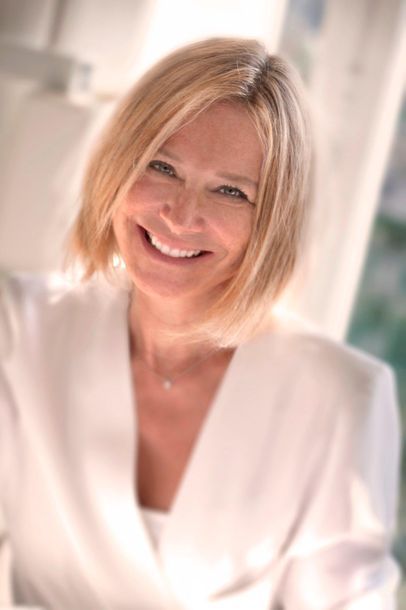 Dr Isabelle Schwartz
Tooth whitening with...