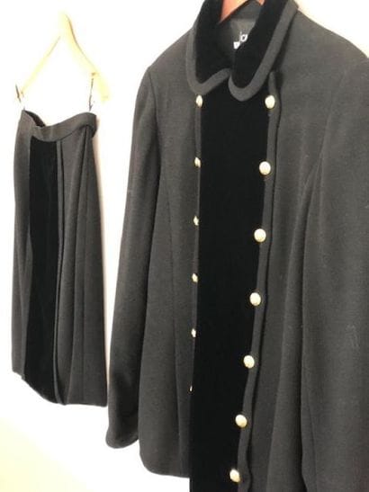 Black CHANEL suit size 42.
