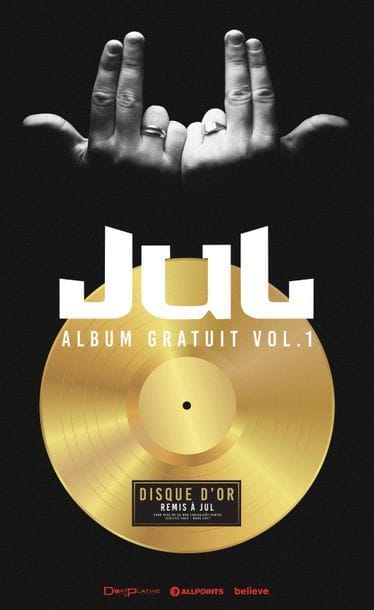 JUL
Disque d'or remis à l'artiste Jul pour...