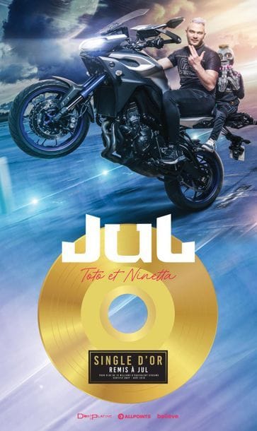 JUL
Single d'or remis à l'artiste jul pour...