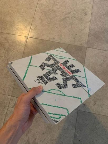 MISTER V 
Playstation 4 ‘ The Pitch Is Yours’...