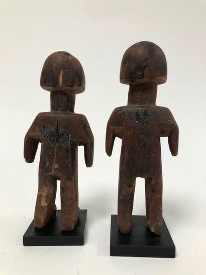 GHANA, Ewé

Pair of twins.

In wood, represented...
