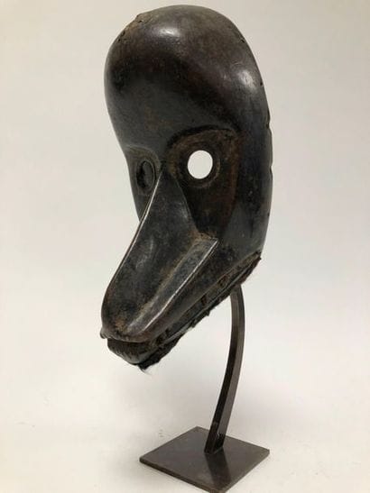 COTE D'IVOIRE, Dan

Traditional dance mask...