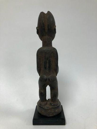COTE D'IVOIRE, Agni

Standing female statue.

Made...