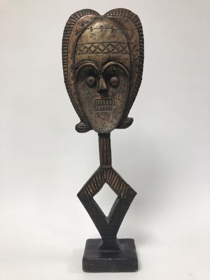 GABON, Kota 

Figure of a reliquary.

In...