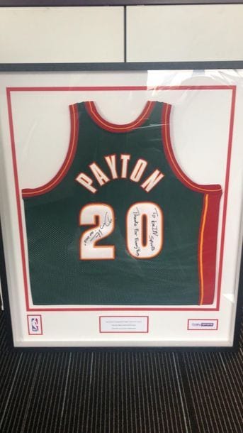 Maillot encadré de Gary PAYTON
NBA jersey...