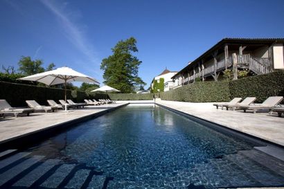 LES SOURCES DE CAUDALIE
2 nights at Les Sources...