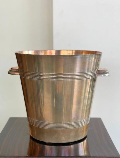 Maison Ercuis
Silver metal champagne bucket...