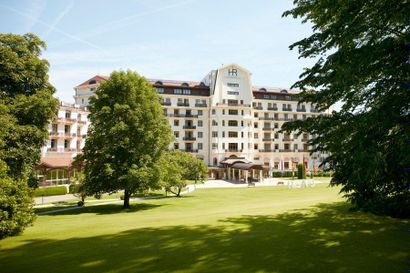 EVIAN RESORT
The magic of rejuvenation at...
