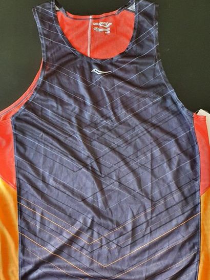 SAUCONY
Saucony women's running set - Size...