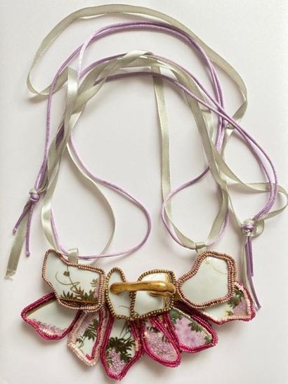 CYRIELLE CLAIR
Pink long necklace made with...
