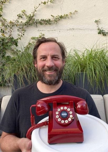 FREDERIC TESTOT
The service phone on Canal...