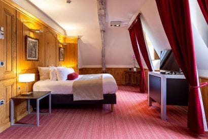 HÔTEL L'HERMITAGE GANTOIS
One night in a...