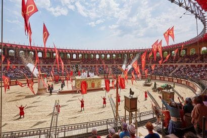 PUY DU FOU
Stay for 4 people with full board,...