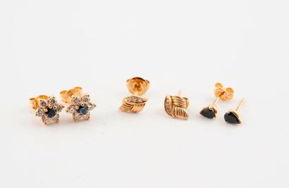 Lot de trois paires de clous d'oreilles en...