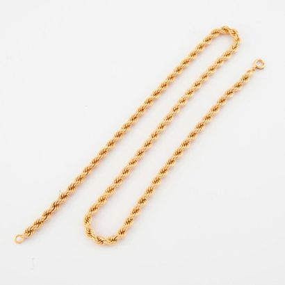 Collier en or jaune (750) à maille creuse...
