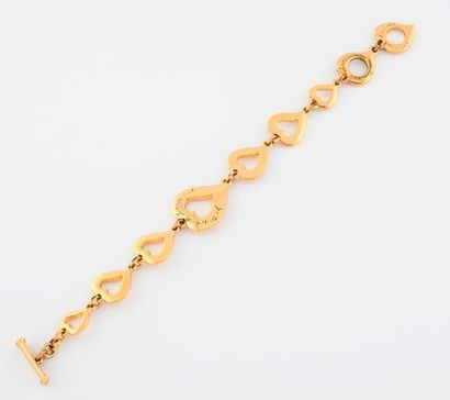 Yves Saint LAURENT


Bracelet en métal doré...