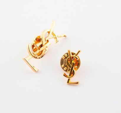 Yves Saint LAURENT


Lot de deux pin's en...