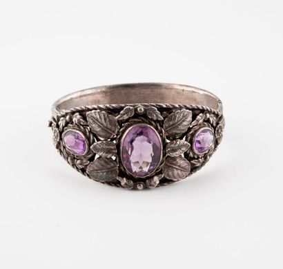 Bracelet jonc ouvrant en argent (800) ajouré,...