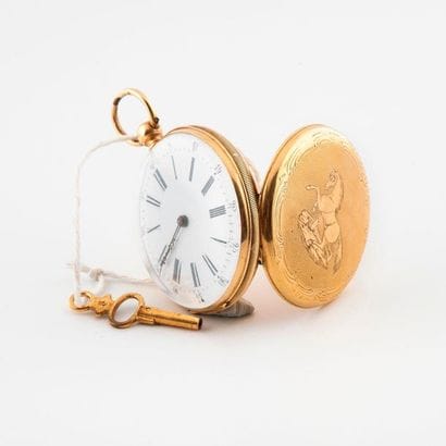 Gusset watch in yellow gold (750).

White...