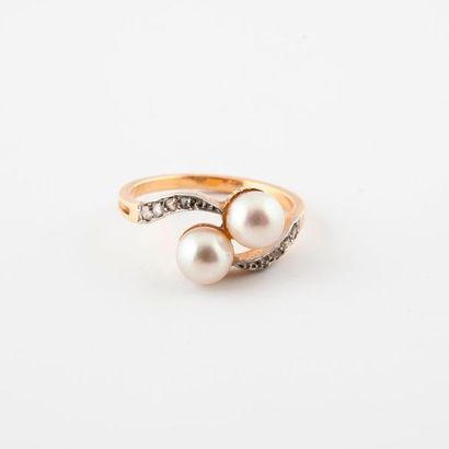A yellow gold (750) and platinum (850) you...
