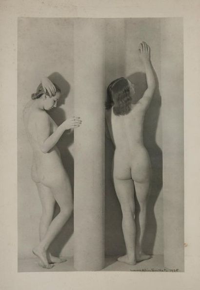 LAURE ALBIN-GUILLOT (1879-1962)
Standing...