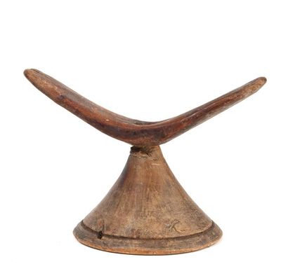 ETHIOPIE, Oromo
Nice neck support.
Wood from...
