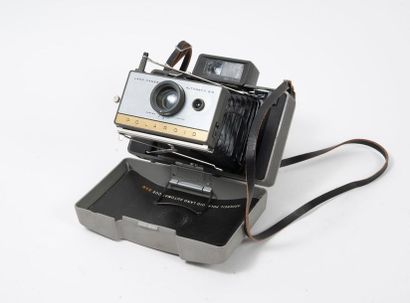 POLAROID
Land Camera Automatic 215 à soufflet.
Avec...