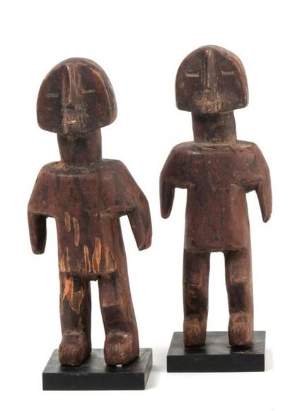 GHANA, Ewé
Pair of twins.
Wood, represented...