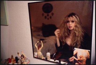 NAN GOLDIN (1953)

*Joey in my mirror, Berlin,...