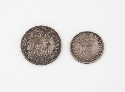 France
Deux pièces en argent Louis XIII (1643)...