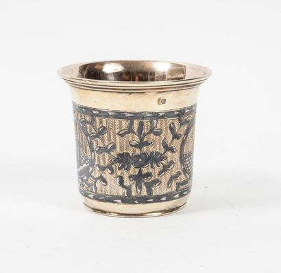 EMPIRE RUSSE, première moitié du XIXème siècle
Timbale...
