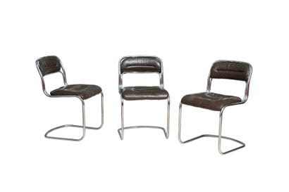Dans le goût de ROCHE BOBOIS
Lot comprenant...