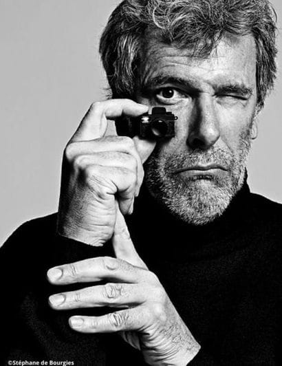 STÉPHANE DE BOURGIES
Une séance photo dans...