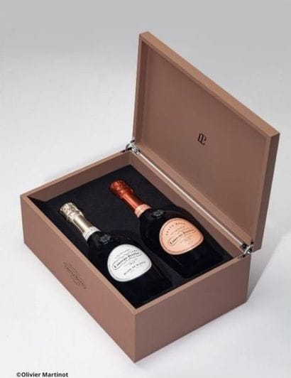 CHAMPAGNE LAURENT-PERRIER
Un coffret 2 bouteilles...