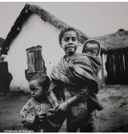 STÉPHANE DE BOURGIES
Deux photographies d'enfants...