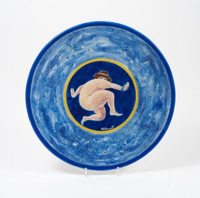 LONGWY & VILLEMOT
Circular dish.
In polychrome...