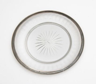 Plat de présentation circulaire en cristal...