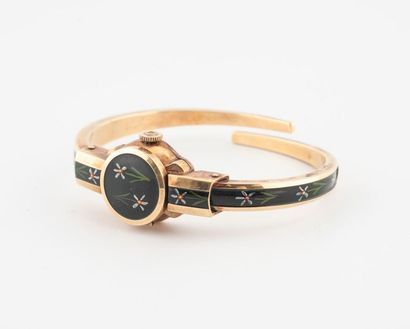 CONSUL
Montre bracelet de dame en métal doré....