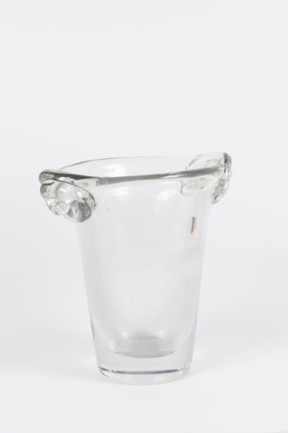 DAUM France
Vase.
Signé sur le pied.
H. :...